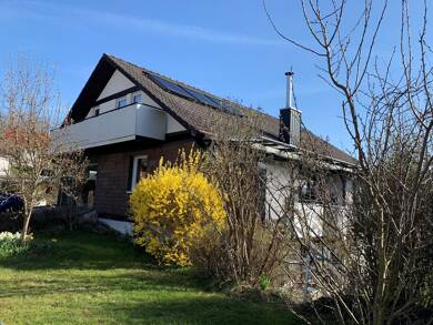 Einfamilienhaus zur Miete 1.250 € 5 Zimmer 162,8 m² 592 m² Grundstück frei ab 01.07.2025 Niedereschach Niedereschach 78078