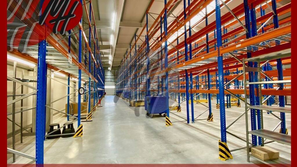 Lagerhalle zur Miete 5 € 2.000 m² Lagerfläche Langenselbold 63505