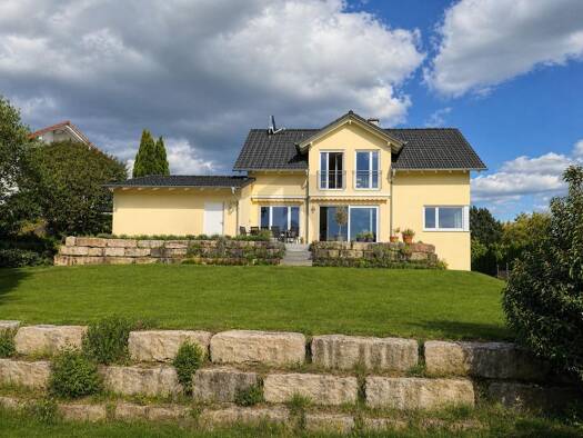 Einfamilienhaus zum Kauf 1.050.000 € 6,5 Zimmer 212 m² 933 m² Grundstück Hindelwangen Stockach 78333