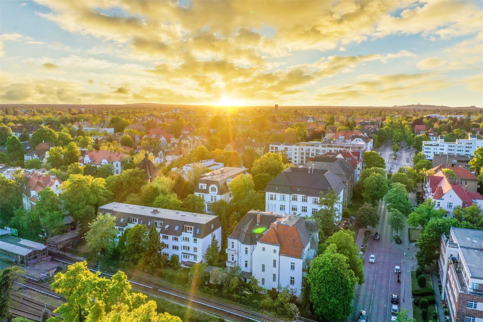 Einfamilienhaus zum Kauf 1.900.000 € 9 Zimmer 330 m²<br/>Wohnfläche 1.400 m²<br/>Grundstück Lichterfelde Berlin 12207