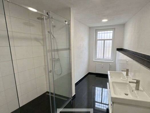 Wohnung zur Miete 760 € 4 Zimmer 120 m² EG Blankenstein 07366