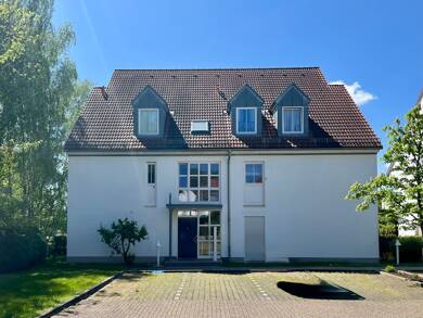 Wohnung zum Kauf 137.900 € 3 Zimmer 81 m² 1. Geschoss Seeben Halle (Saale) 06118