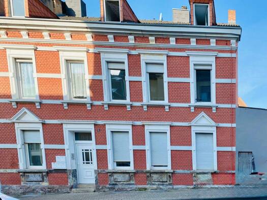 Mehrfamilienhaus zum Kauf provisionsfrei 749.000 € 15 Zimmer 320 m² 260 m² Grundstück frei ab 30.10.2026 Burbach Saarbrücken 66115