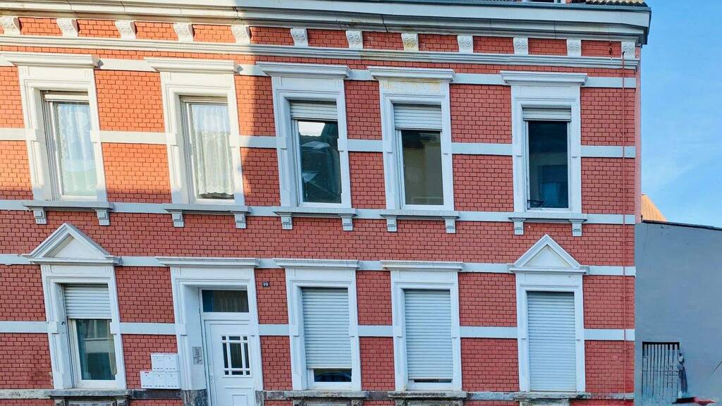 Mehrfamilienhaus zum Kauf provisionsfrei 749.000 € 15 Zimmer 320 m² 260 m² Grundstück frei ab 30.10.2026 Burbach Saarbrücken 66115