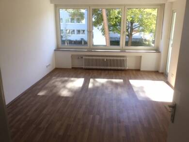 Wohnung zur Miete 724 € 3 Zimmer 71,2 m² 1. Geschoss frei ab sofort Friedrich-Bauer-Str. 31 Erlangen-Süd Erlangen 91058
