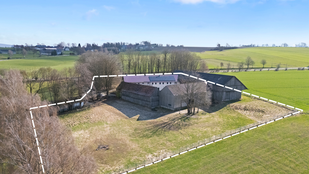 Haus zum Kauf 749.000 € 9 Zimmer 315,1 m² 12.066 m² Grundstück Höfen Tirschenreuth 95643