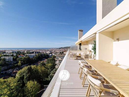 Studio zum Kauf 1.290.000 € 4 Zimmer 103,1 m² Cimiez Nice 06100