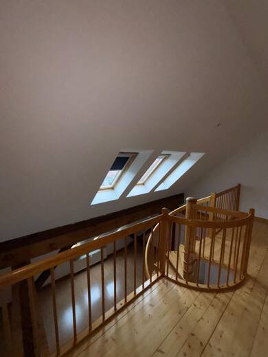 Maisonette zur Miete 690 € 2 Zimmer 78,6 m² Dachgeschoss, 4. Geschoss frei ab sofort Röntgenstraße 17 Krämpfervorstadt Erfurt 99085