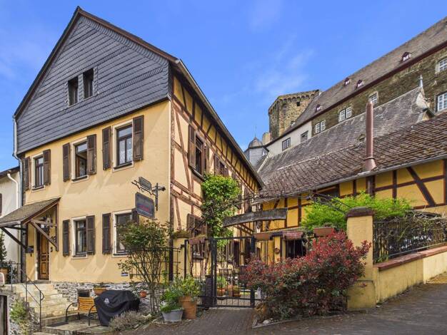 Einfamilienhaus zum Kauf 349.000 € 8 Zimmer 249 m² 280 m² Grundstück Runkel Runkel 65594