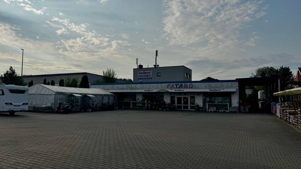 Ladenfläche zur Miete provisionsfrei 1 Zimmer 675 m² Verkaufsfläche Zu den Heuwiesen 1 Neunkirchen Neunkirchen a.Brand 91077