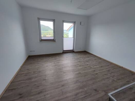 Wohnung zur Miete 800 € 2 Zimmer 64 m² Geschoss 1/2 frei ab 01.03.2026 Zwätzen Jena 07743