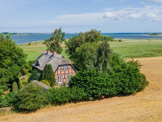Einfamilienhaus zum Kauf 990.000 € 6 Zimmer 228,7 m² 1.009 m² Grundstück Vieregge Neuenkirchen 18569