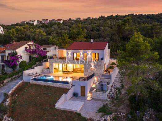 Einfamilienhaus zum Kauf 990.000 € 4 Zimmer 294 m² Mali Iž, Zadar - Okolica Zadar 23000