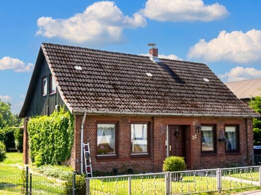 Einfamilienhaus zum Kauf 149.000 € 4 Zimmer 106 m² 1.200 m² Grundstück Eddelak 25715