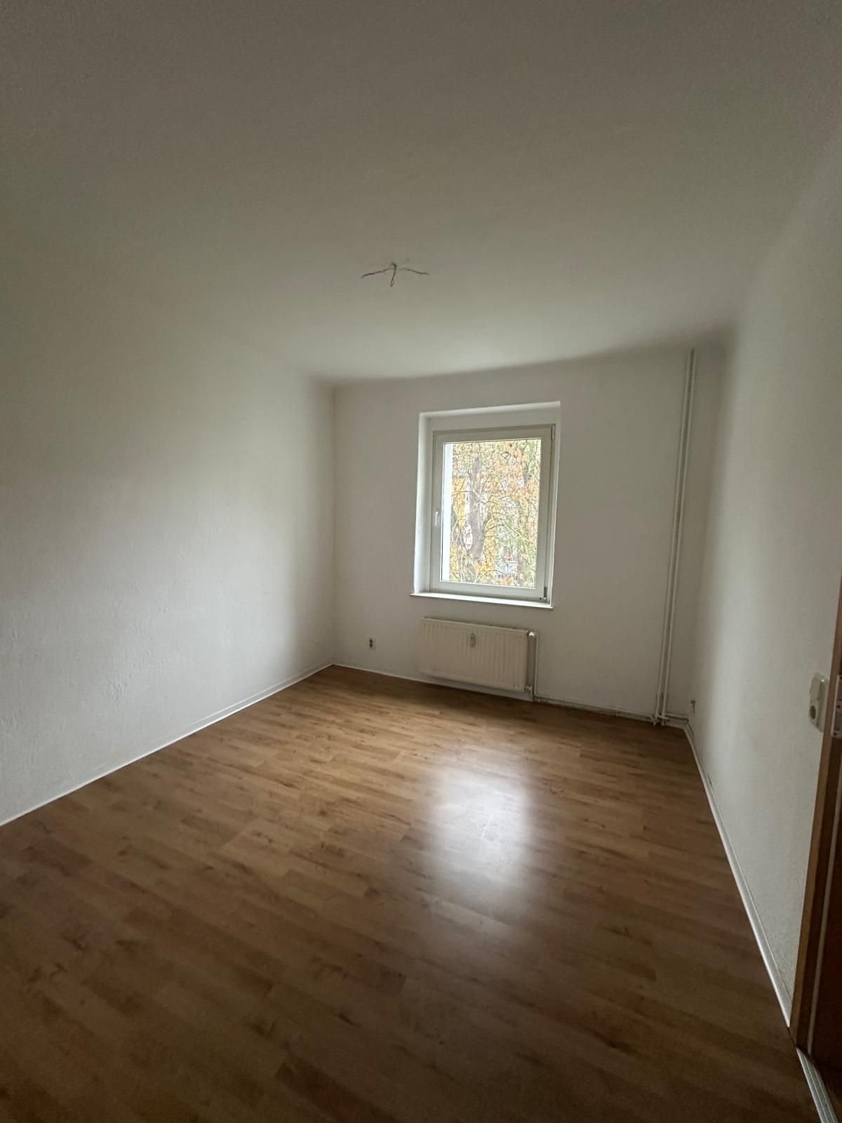 Wohnung zur Miete 356 € 3 Zimmer 61,8 m²<br/>Wohnfläche 1.<br/>Geschoss ab sofort<br/>Verfügbarkeit Alt Fermersleben 7 Siedlung Fermersleben Magdeburg 39122