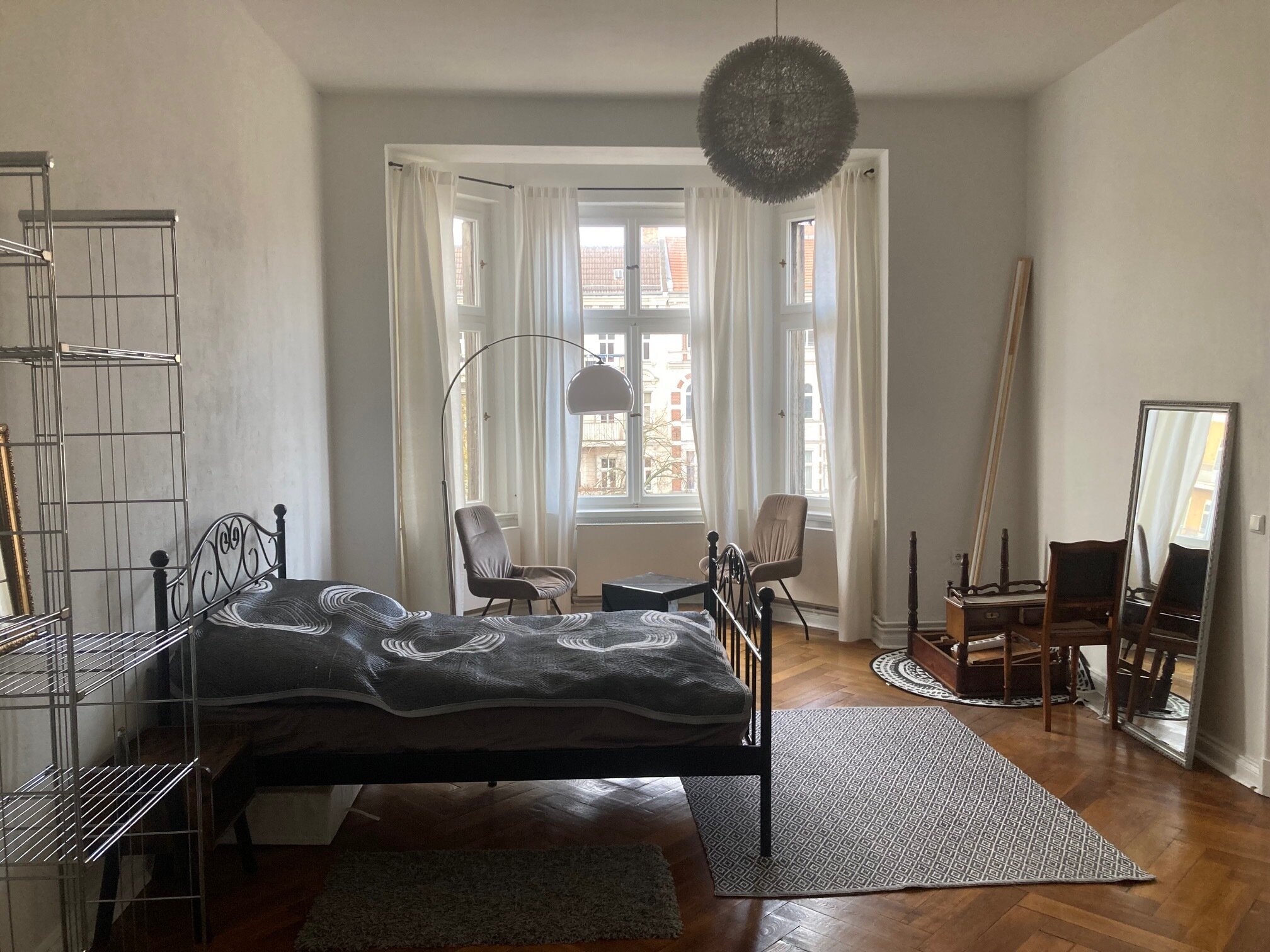 WG-Zimmer zur Miete Wohnen auf Zeit 1.050 € 150 m²<br/>Wohnfläche 3.<br/>Geschoss ab sofort<br/>Verfügbarkeit Prenzlauer Allee Prenzlauer Berg Berlin 10405