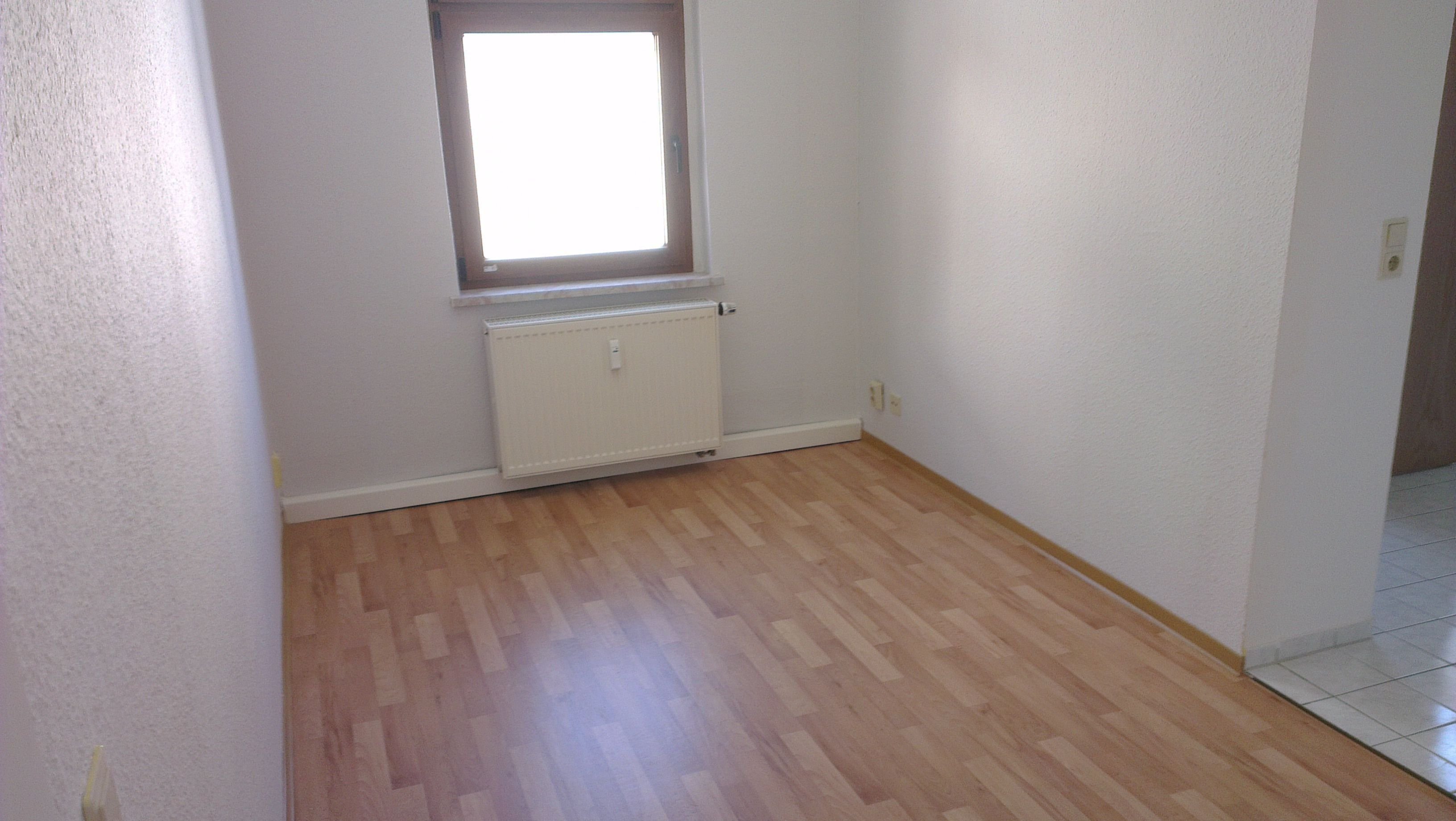 Wohnung zur Miete 347 € 2 Zimmer 39 m²<br/>Wohnfläche 3.<br/>Geschoss Jacobstr. 57 Südliche Innenstadt Halle (Saale) 06110