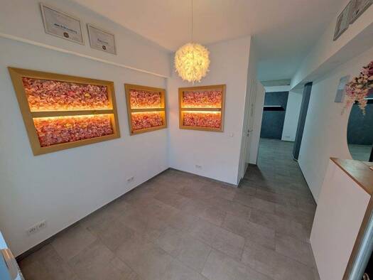 Haus zum Kauf 400.000 € 9 Zimmer 213 m² 366 m² Grundstück frei ab sofort Auingen Münsingen 72525