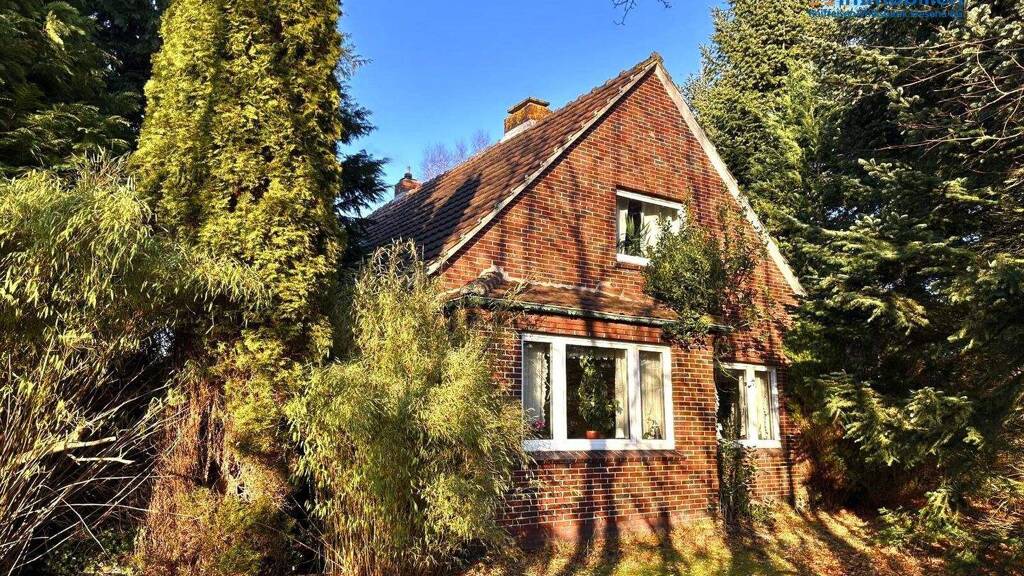 Einfamilienhaus zum Kauf provisionsfrei 219.000 € 7 Zimmer 150 m² 2.790 m² Grundstück Menstede Großheide 26532