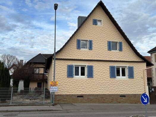 Einfamilienhaus zur Miete 2.500 € 4,5 Zimmer 165 m² 380 m² Grundstück Tiengen Freiburg-Tiengen 79112