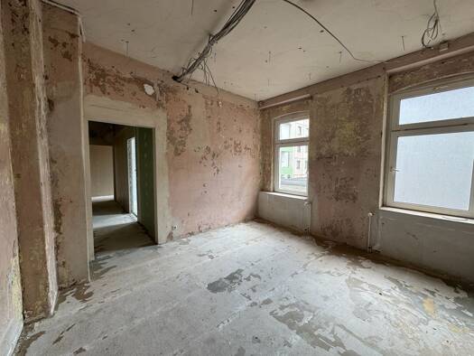 Wohnung zur Miete 700 € 2 Zimmer 100 m² 1. Geschoss Innere Schneeberger Straße 9 Innenstadt Zwickau 08056