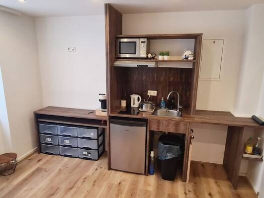 Wohnung zur Miete 900 € 2 Zimmer 50 m² 3 Geschosse frei ab sofort Sossenheim West 65936