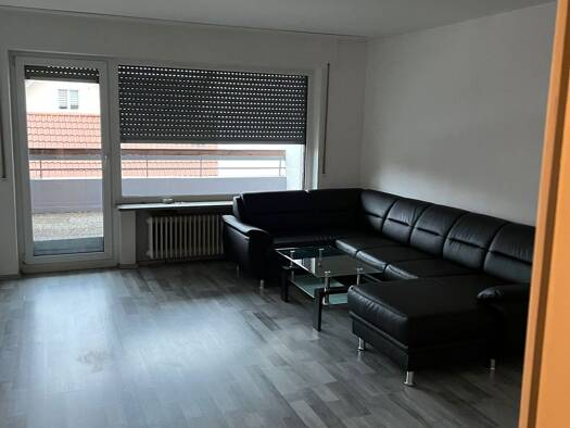 Wohnung zur Miete 1.260 € 3 Zimmer 79 m² Geschoss 1/2 frei ab sofort Hauptstraße 37 Neckarweihingen Ludwigsburg 71642