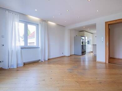 Doppelhaushälfte zum Kauf 345.000 € 3,5 Zimmer 74 m² 3.867 m² Grundstück Erzingen Klettgau 79771