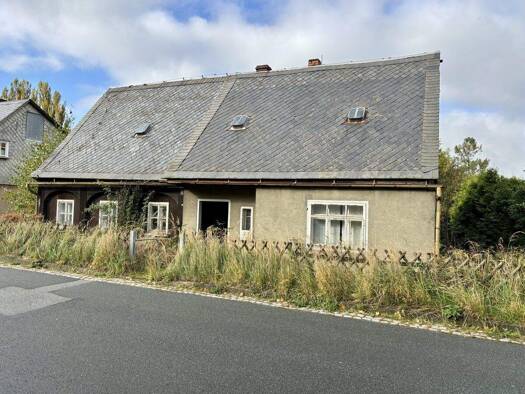 Einfamilienhaus zum Kauf 30.000 € 2.470 m² Grundstück Ebersbach Ebersbach-Neugersdorf 02730