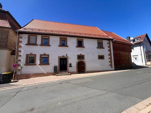 Stadthaus zum Kauf 380.000 € 6 Zimmer 218 m² 262 m² Grundstück Lindenstraße 25 Weidenberg Weidenberg 95466