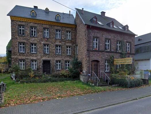 Sonstiges zum Kauf 1.130 m² 2.130 m² Grundstück Moselstr. 30-32 Ernst 56814