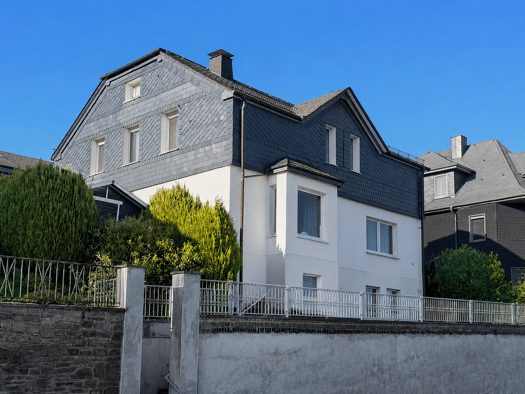 Stadthaus zum Kauf 389.000 € 8 Zimmer 220 m² 541 m² Grundstück frei ab sofort Siegen Siegen 57072
