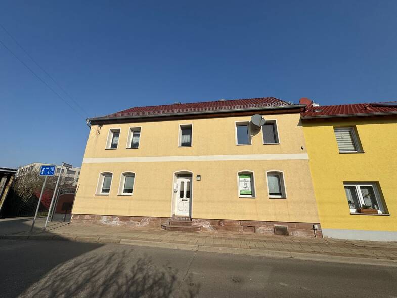 Mehrfamilienhaus zum Kauf 140.000 € 8 Zimmer 130 m² 309 m² Grundstück frei ab sofort Breite Str. 27 Bad Frankenhausen Bad Frankenhausen/Kyffhäuser 06567