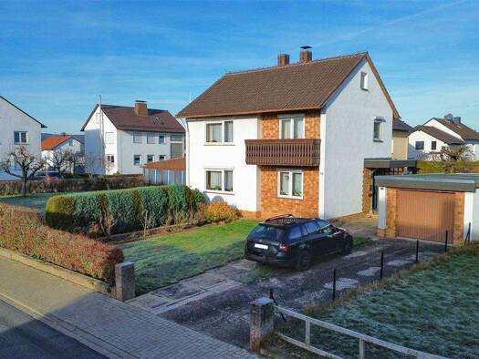 Einfamilienhaus zum Kauf 198.000 € 5 Zimmer 96 m² 762 m² Grundstück frei ab 01.02.2026 Bad Arolsen 34454