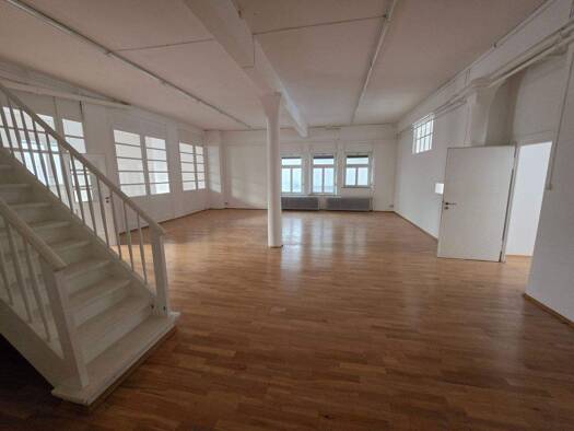 Verkaufsfläche zur Miete provisionsfrei 5 Zimmer 330 m² Verkaufsfläche Schlosserstraße Süd Süd 70180