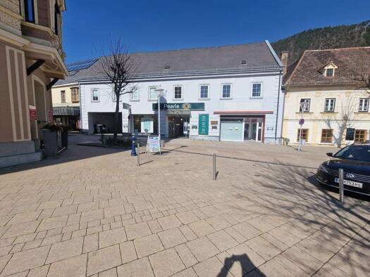 Verkaufsfläche zur Miete 2.516 € 405 m² Verkaufsfläche Gloggnitz 2640