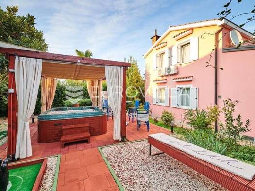 Haus zum Kauf 420.000 € 4 Zimmer 143 m² Umag Petrovija