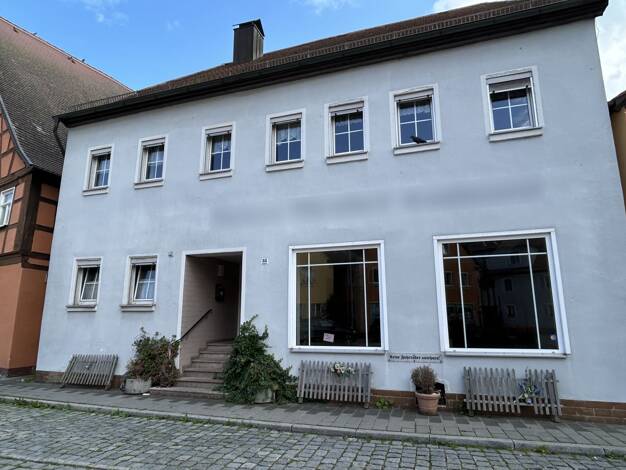 Haus zum Kauf 199.000 € 8 Zimmer 173 m² 330 m² Grundstück Leutershausen Leutershausen 91578