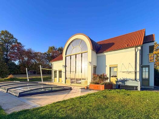 Einfamilienhaus zum Kauf 1.490.000 € 11 Zimmer 377 m² 5.266 m² Grundstück Peuerbach 4722