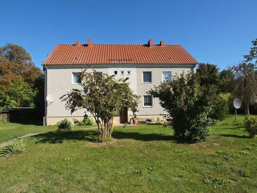 Mehrfamilienhaus zum Kauf als Kapitalanlage geeignet 350.000 € 496 m² 3.445 m² Grundstück Hohenfinow 16248