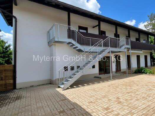 Wohnung zur Miete - Erstbezug 867 € 2,5 Zimmer 82,7 m² Pötzmes Attenhofen 84091