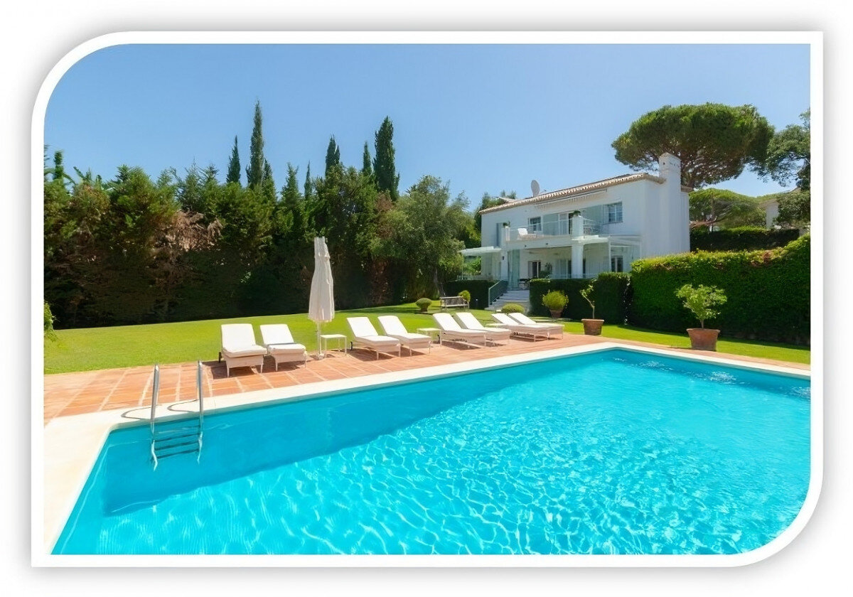 Villa zum Kauf 2.590.000 € 6 Zimmer 450 m²<br/>Wohnfläche 1.530 m²<br/>Grundstück Marbella East 29600