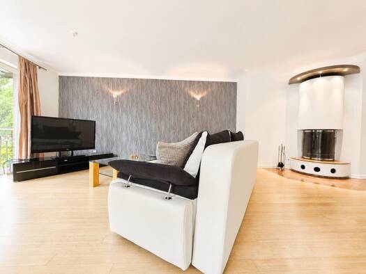 Wohnung zur Miete 2.200 € 3 Zimmer 121,5 m² Wellingsbüttel Wandsbek 22391