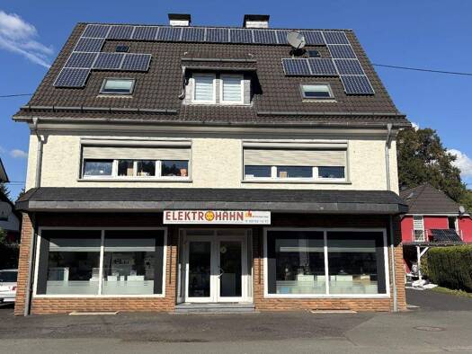 Wohn- und Geschäftshaus zum Kauf als Kapitalanlage geeignet 465.000 € 8 Zimmer 391 m² 537 m² Grundstück Ferndorf Kreuztal 57223