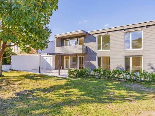 Einfamilienhaus zum Kauf 1.395.000 € 8 Zimmer 261 m² 753 m² Grundstück Westenviertel Regensburg 93049