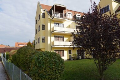 Wohnung zur Miete 1.100 € 3 Zimmer 82 m² 1. Geschoss Landshuter Straße 21 Freising Freising 85356