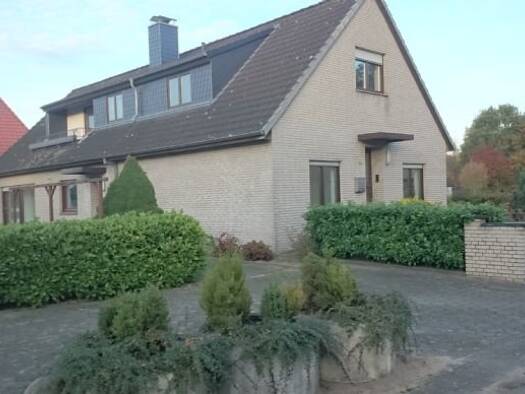 Wohnung zur Miete 965 € 4 Zimmer 100 m² 1. Geschoss frei ab sofort Uphusen Achim 28832