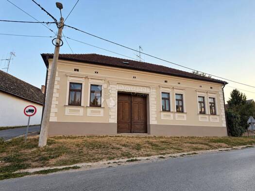 Einfamilienhaus zum Kauf 45.000 € 5 Zimmer 642 m² Suza, Kneževi Vinogradi Kneževi Vinogradi 31309