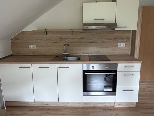 Wohnung zur Miete 750 € 1 Zimmer 45 m² Geschoss 1/2 frei ab sofort Eisern Siegen 57080