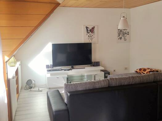 Wohnung zur Miete auf Zeit 990 € 2 Zimmer 55 m² frei ab 30.04.2027 Franklinstraße Zuffenhausen Zuffenhausen 70435